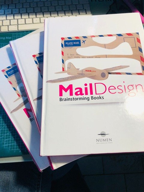 Mail Design - Brainstorming Books