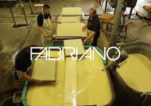 Como se fabrica el papel artesanal Fabriano