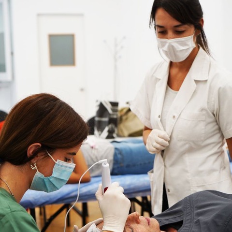 Taller Presencial y Práctico: Dermapen