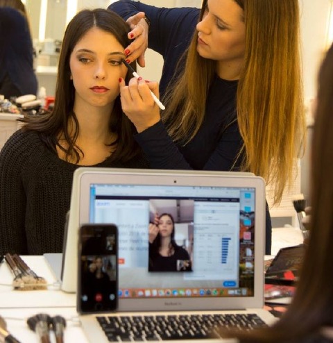 Introducción al maquillaje profesional - TATY WUST ¡Inicialó cuando vos quieras!