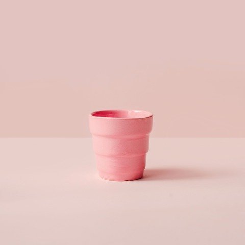 Vaso de cerámica rosa