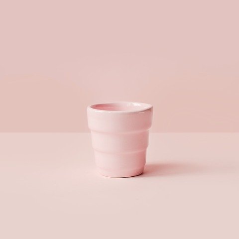 Vaso de cerámica rosa claro