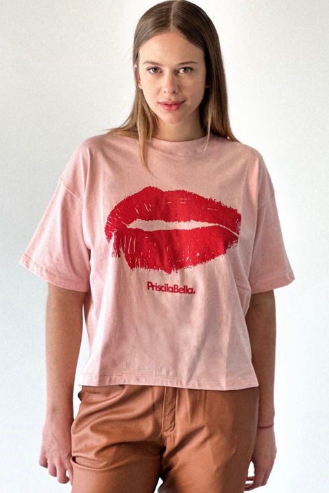 Remera Kiss